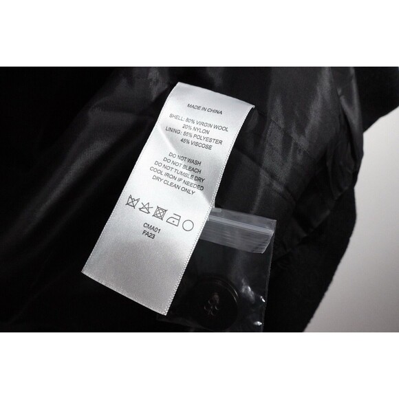 Quince Black Italian Classic Single Breasted Wool Coat Size Medium long warm - Picture 9 of 9